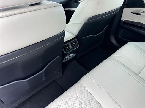 Used 2024 Lexus ES 300h Ultra Luxury w/ Accessory Package (Z1) FWD image 12
