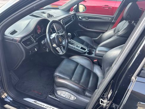 Used 2017 Porsche Macan GTS AWD/4WD image 10