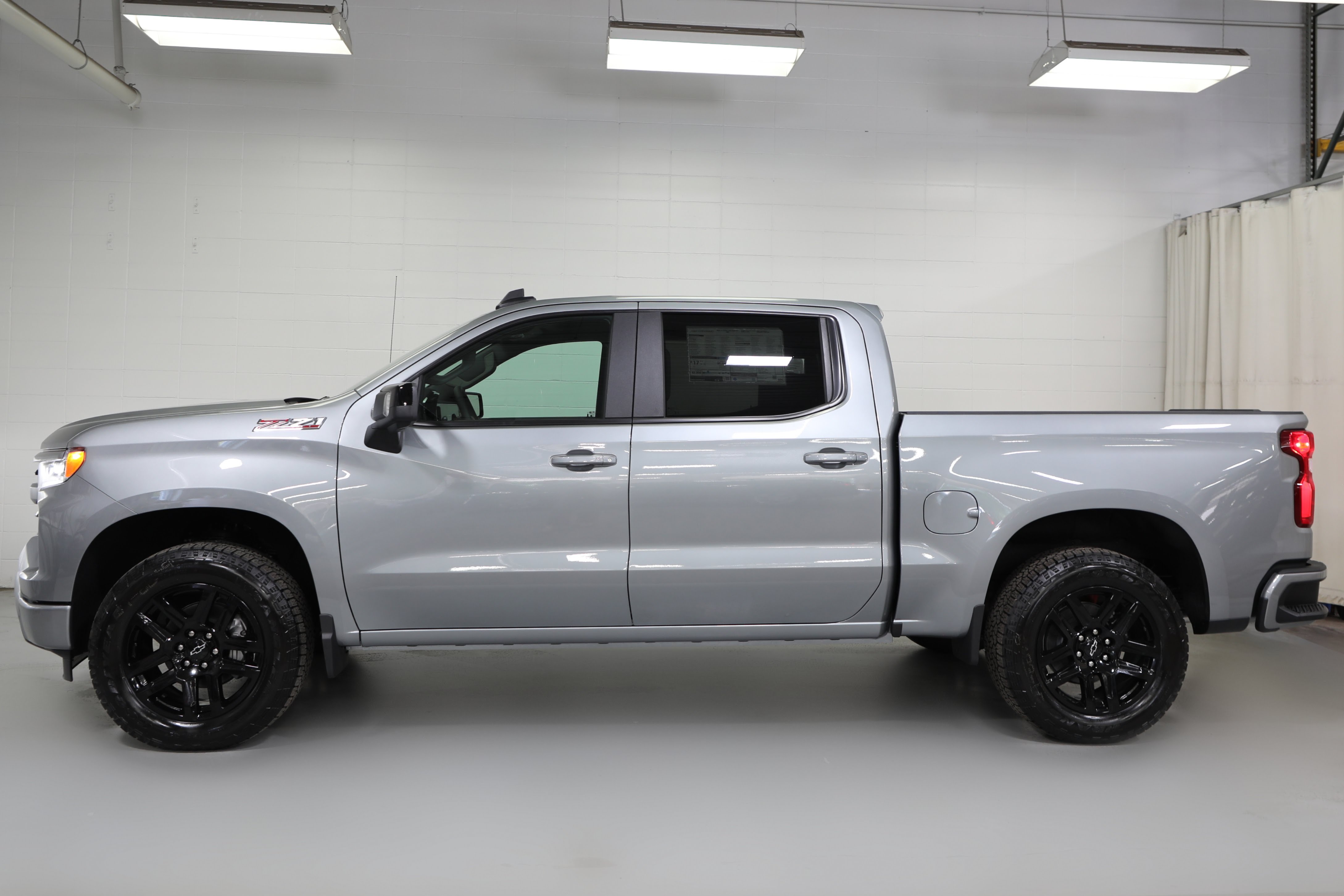New 2026 Chevrolet Silverado 1500 RST w/ RST All Star Premium Package AWD/4WD image 13