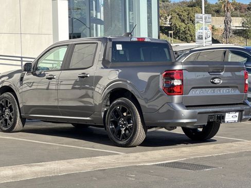 New 2026 Ford Maverick Lobo image 5