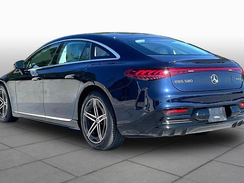 Used 2022 Mercedes-Benz EQS 580 4MATIC Sedan image 11