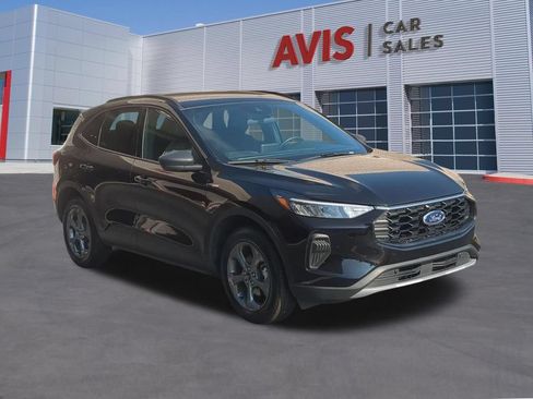 Used 2025 Ford Escape ST-Line AWD/4WD image 3