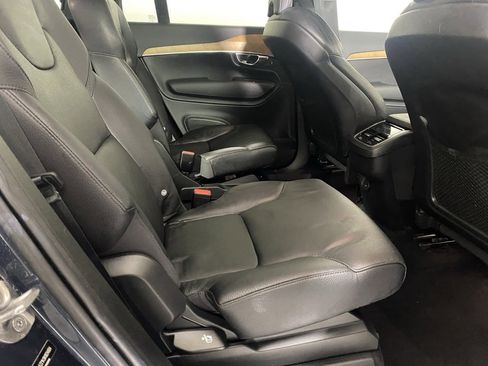 Used 2022 Volvo XC90 T6 Momentum w/ Advanced Package image 29