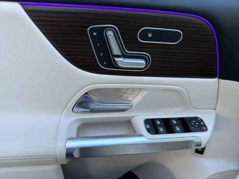 Certified 2025 Mercedes-Benz GLB 250 GLB 250 4D Sport Utility image 13