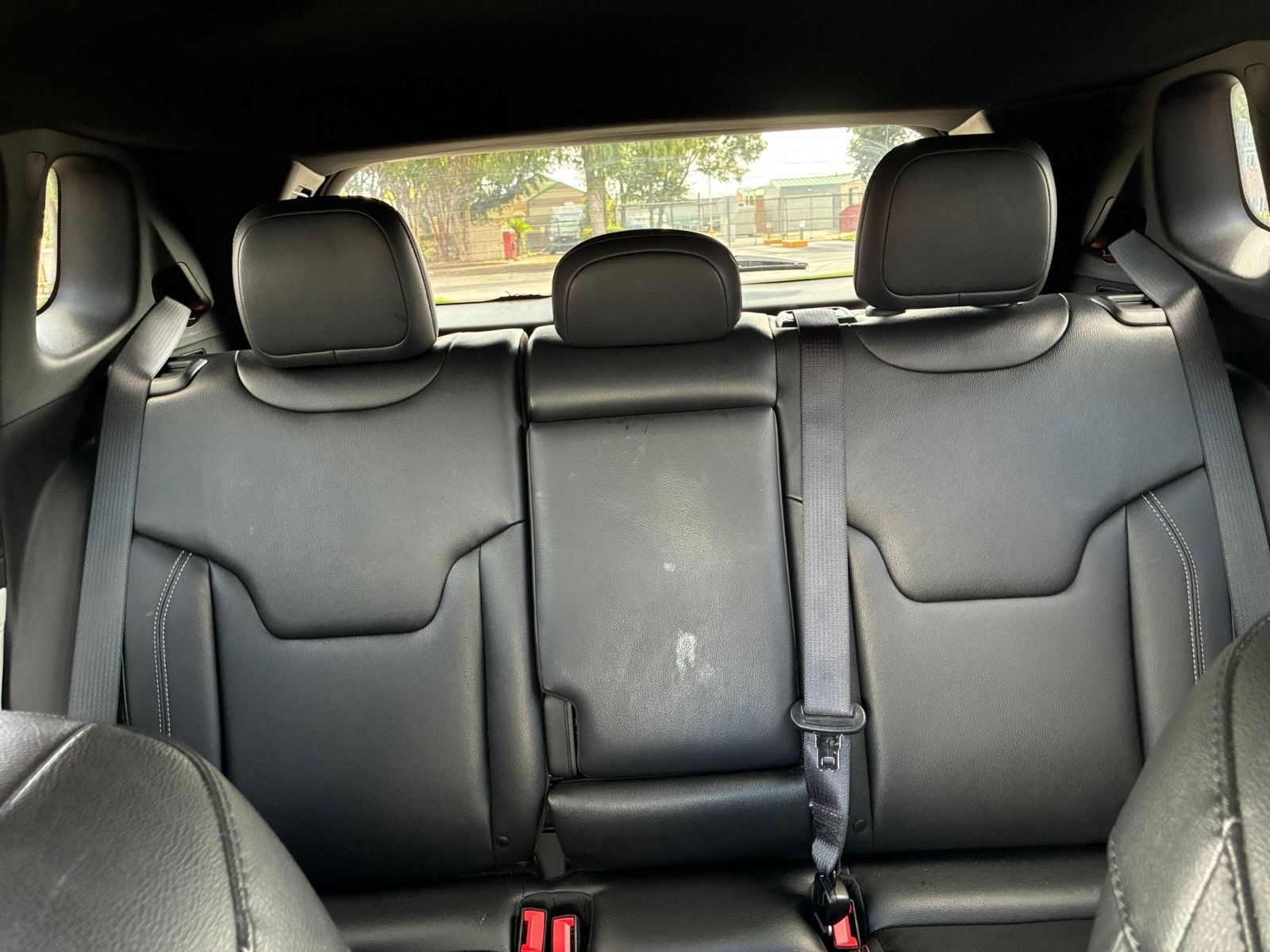 Used 2025 Jeep Compass Limited AWD/4WD image 38