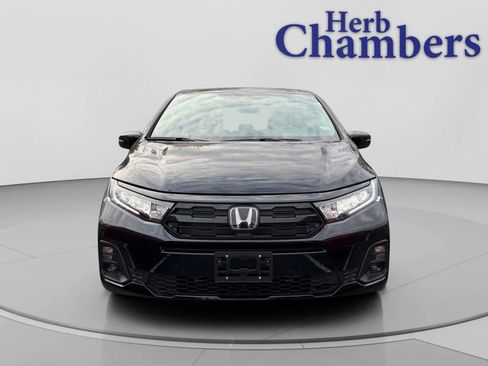 New 2026 Honda Odyssey Touring image 2