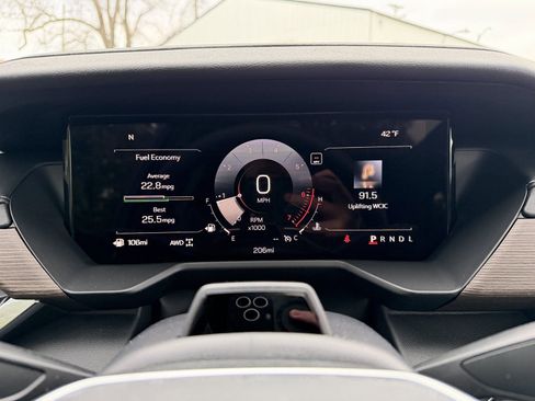 New 2026 GMC Acadia Denali w/ Super Cruise Package image 15