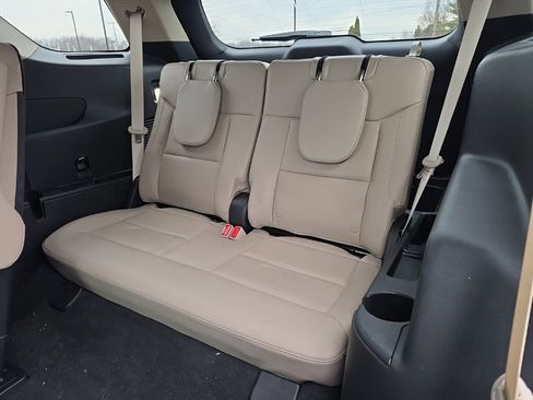 Used 2023 Ford Explorer Limited w/ Equipment Group 301A image 18