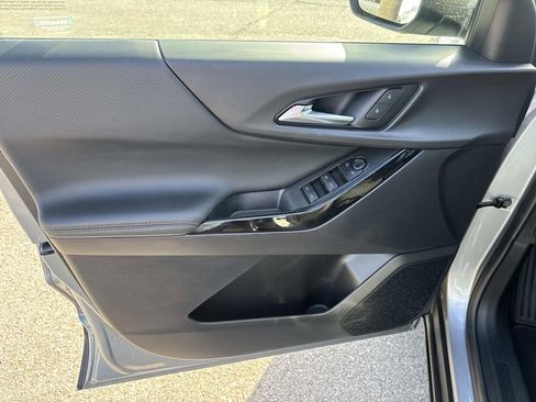 Certified 2025 Chevrolet Equinox LT image 18