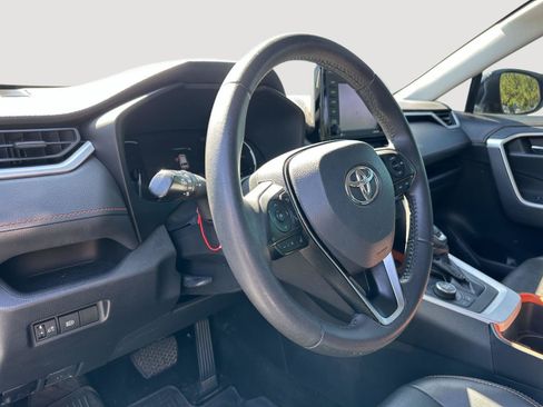 Used 2022 Toyota RAV4 Adventure AWD/4WD image 11