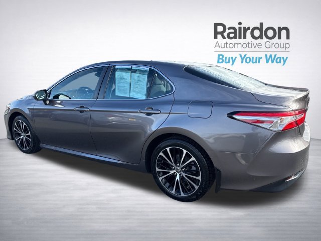 Used 2019 Toyota Camry LE FWD image 5