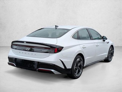 New 2026 Hyundai Sonata SEL image 2