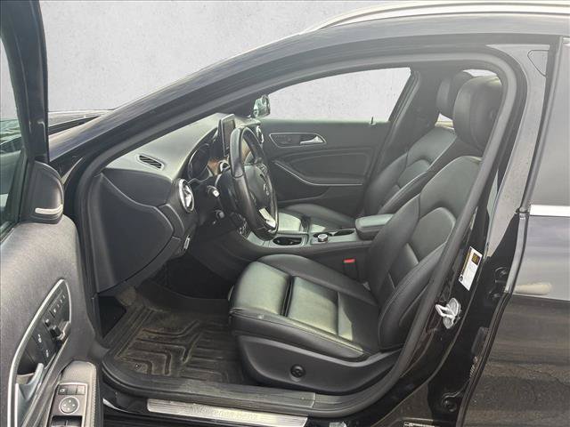 Certified 2017 Mercedes-Benz GLA 250 4MATIC image 10