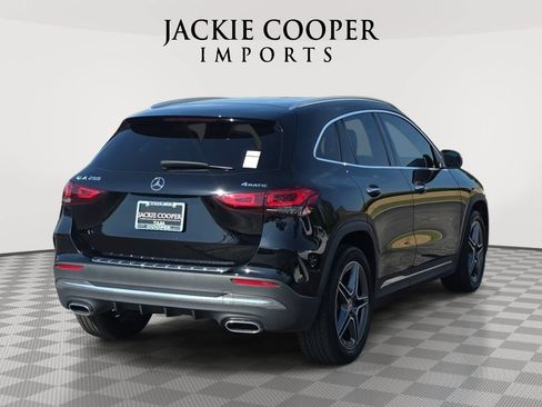Used 2023 Mercedes-Benz GLA 250 4MATIC image 5