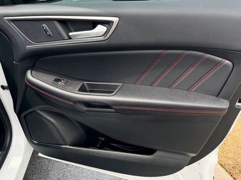 Certified 2023 Ford Edge ST-Line AWD/4WD image 10