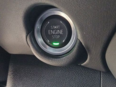 Used 2025 Chevrolet Tahoe Premier image 20