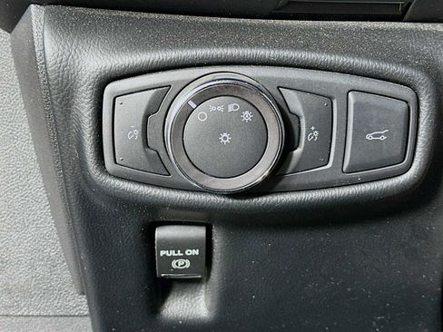 Used 2018 Lincoln MKX Reserve w/ Lincoln MKX Climate Package image 10