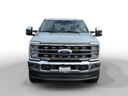 Certified 2025 Ford F350 Lariat w/ Chrome Package AWD/4WD image 8