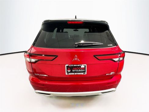 New 2025 Mitsubishi Outlander SEL image 26