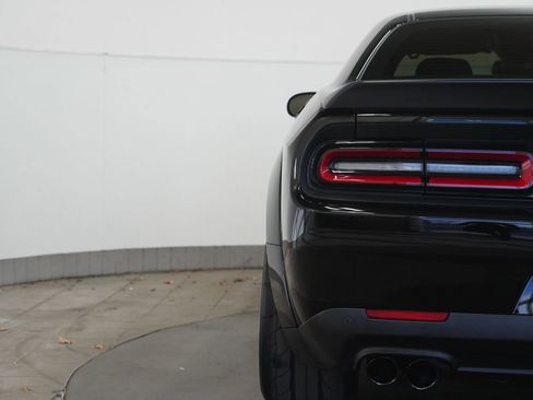 Used 2022 Dodge Challenger SRT Hellcat image 12