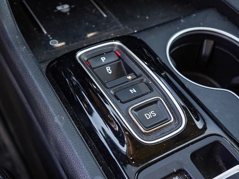 Used 2024 Honda Pilot Touring image 21