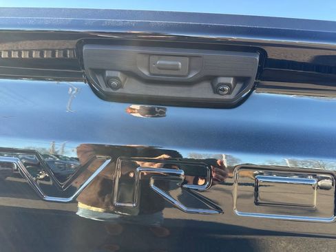 Used 2024 Chevrolet Silverado 1500 Custom image 28