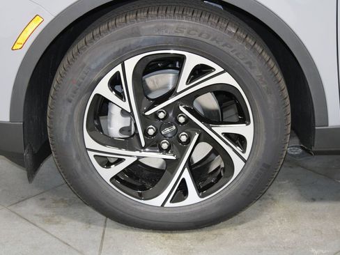 New 2026 Lincoln Nautilus Premier w/ Equipment Group 102A image 16