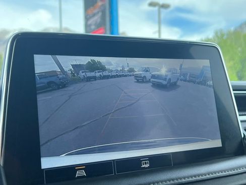 Used 2021 GMC Yukon XL SLT AWD/4WD image 37