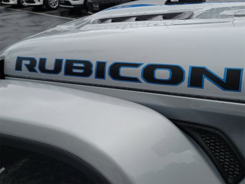 Used 2022 Jeep Wrangler Unlimited Rubicon 4xe w/ Cold Weather Group image 25