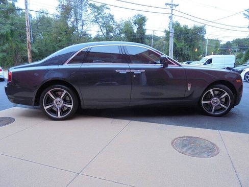 Used 2011 Rolls-Royce Ghost RWD image 6
