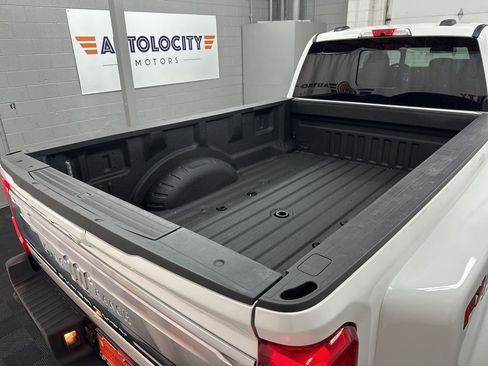 Used 2024 Ford F350 King Ranch image 11