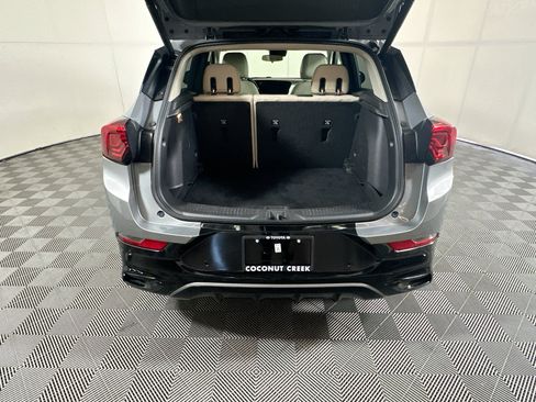 Used 2024 Buick Encore GX Sport Touring w/ Advanced Technology Package FWD image 31