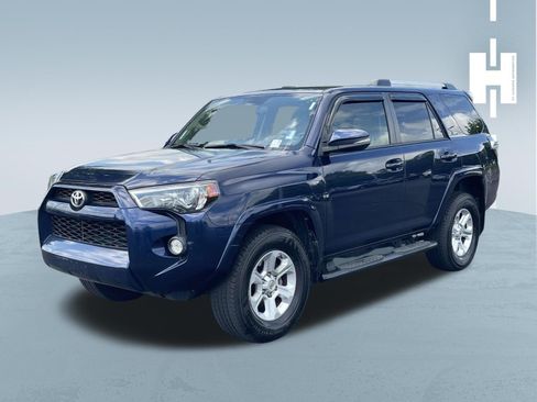 Used 2019 Toyota 4Runner SR5 Premium AWD/4WD image 3