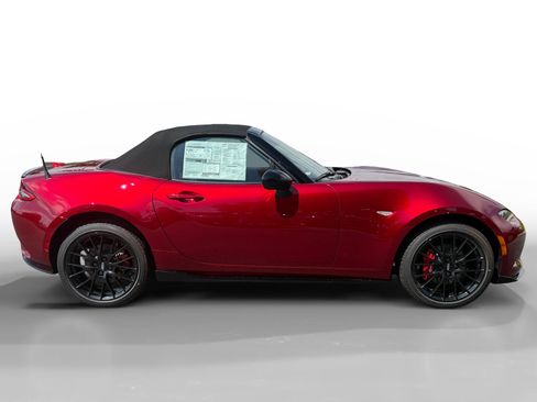 New 2025 MAZDA MX-5 Miata Club w/ Brembo/BBS Recaro Package image 6