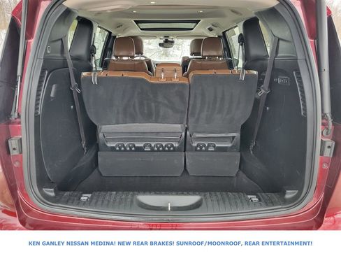 Used 2017 Chrysler Pacifica Limited image 44