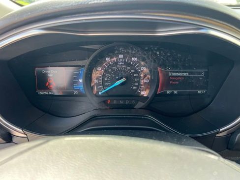 Used 2019 Ford Fusion SE FWD image 14