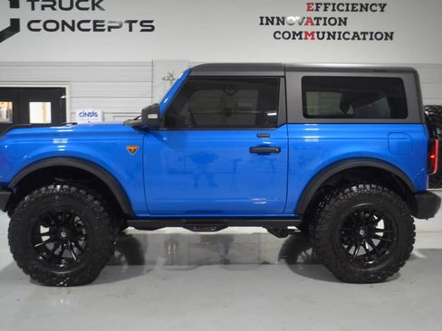 Used 2021 Ford Bronco Badlands AWD/4WD image 4
