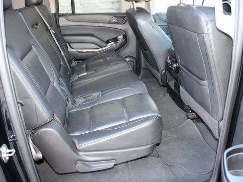 Used 2019 GMC Yukon XL SLT w/ Open Road Package image 19