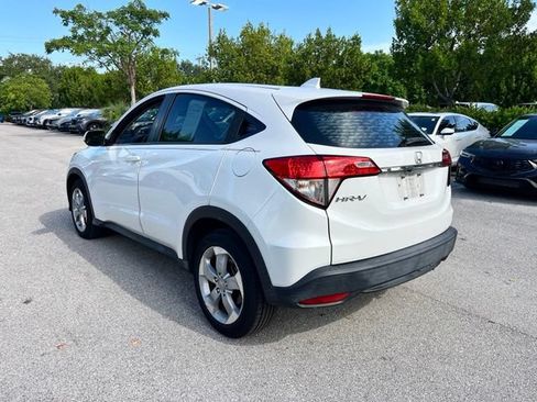 Used 2020 Honda HR-V LX image 3