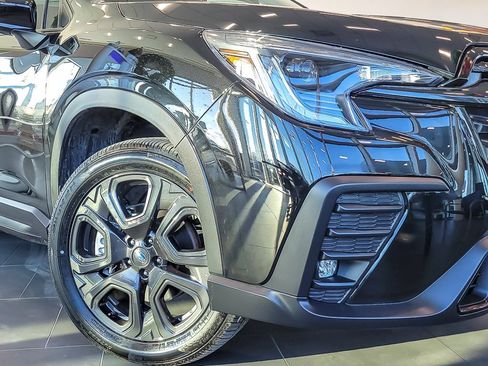 Certified 2025 Subaru Ascent Onyx Edition w/ Popular Package #2 image 3