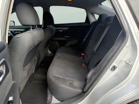 Used 2015 Nissan Altima 2.5 S w/ Power Driver Seat Package FWD image 11