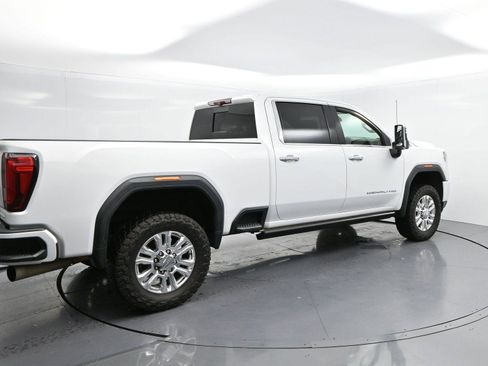 Used 2022 GMC Sierra 2500 Denali w/ Denali Ultimate Package AWD/4WD image 7