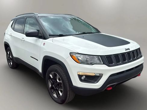 Used 2017 Jeep Compass Trailhawk w/ Navigation Group AWD/4WD image 7