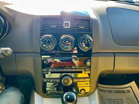 Used 2009 Saturn Sky Red Line image 13