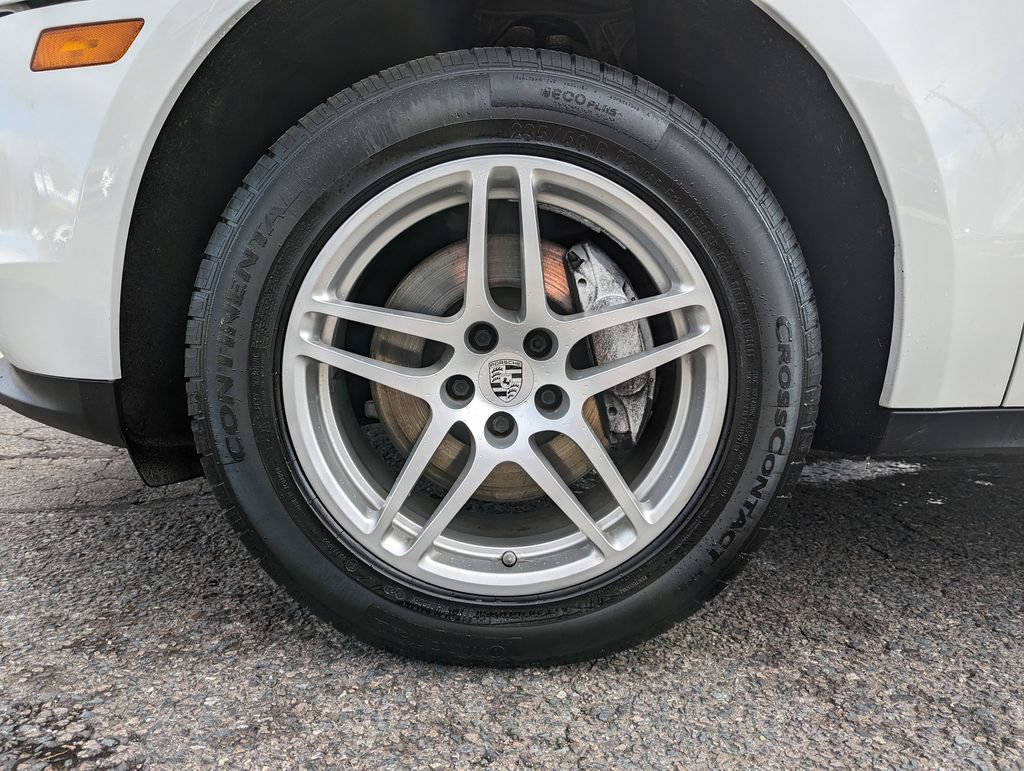 Used 2020 Porsche Macan AWD/4WD image 45