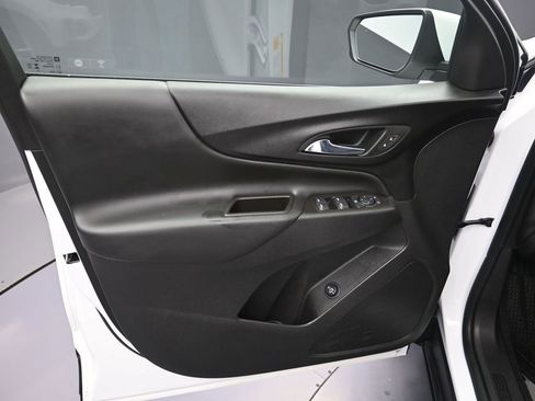 Used 2024 Chevrolet Equinox LT w/ LPO, Floor Liner Package image 9