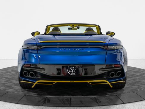 Used 2023 Aston Martin DBS Coupe RWD image 65