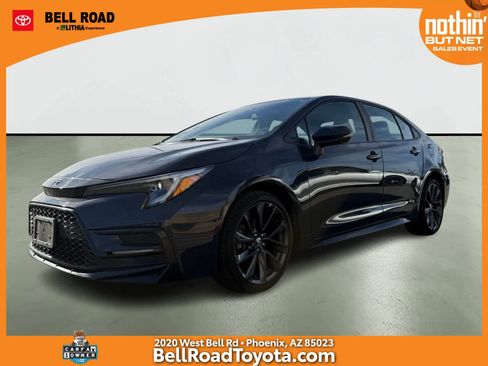 Certified 2024 Toyota Corolla SE image 1