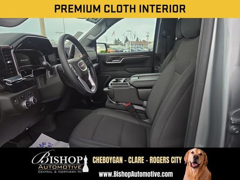 Used 2025 GMC Sierra 1500 SLE AWD/4WD image 5