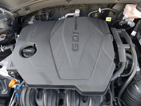 Used 2023 Hyundai Santa Fe SEL FWD image 30
